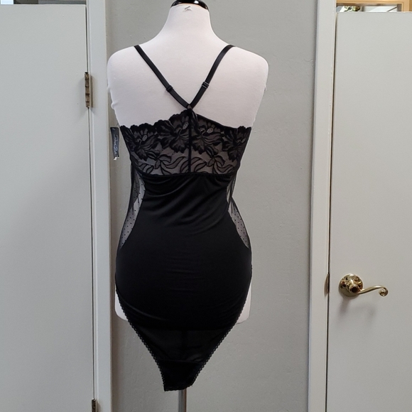 Body suit - Picture 2 of 3